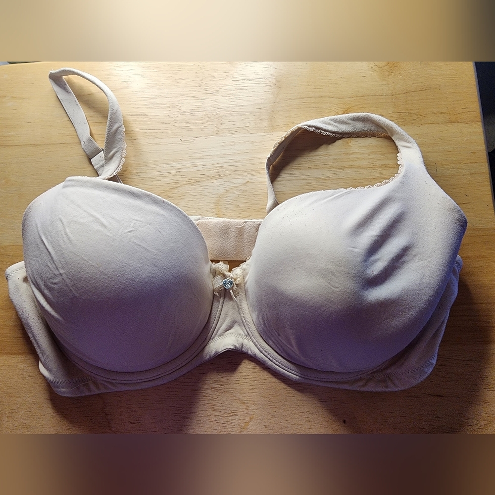 VICTORIA SECRET LINED DEMI BRA BODY BY VICTORIA SIZE 38D GENTLY WORN